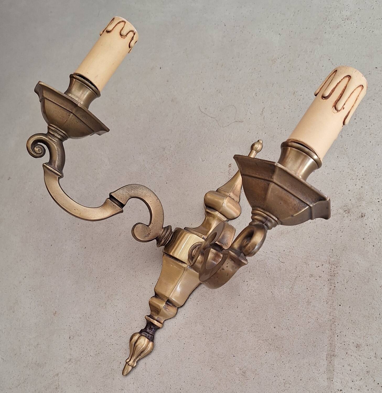 Classic style bronze wall sconces