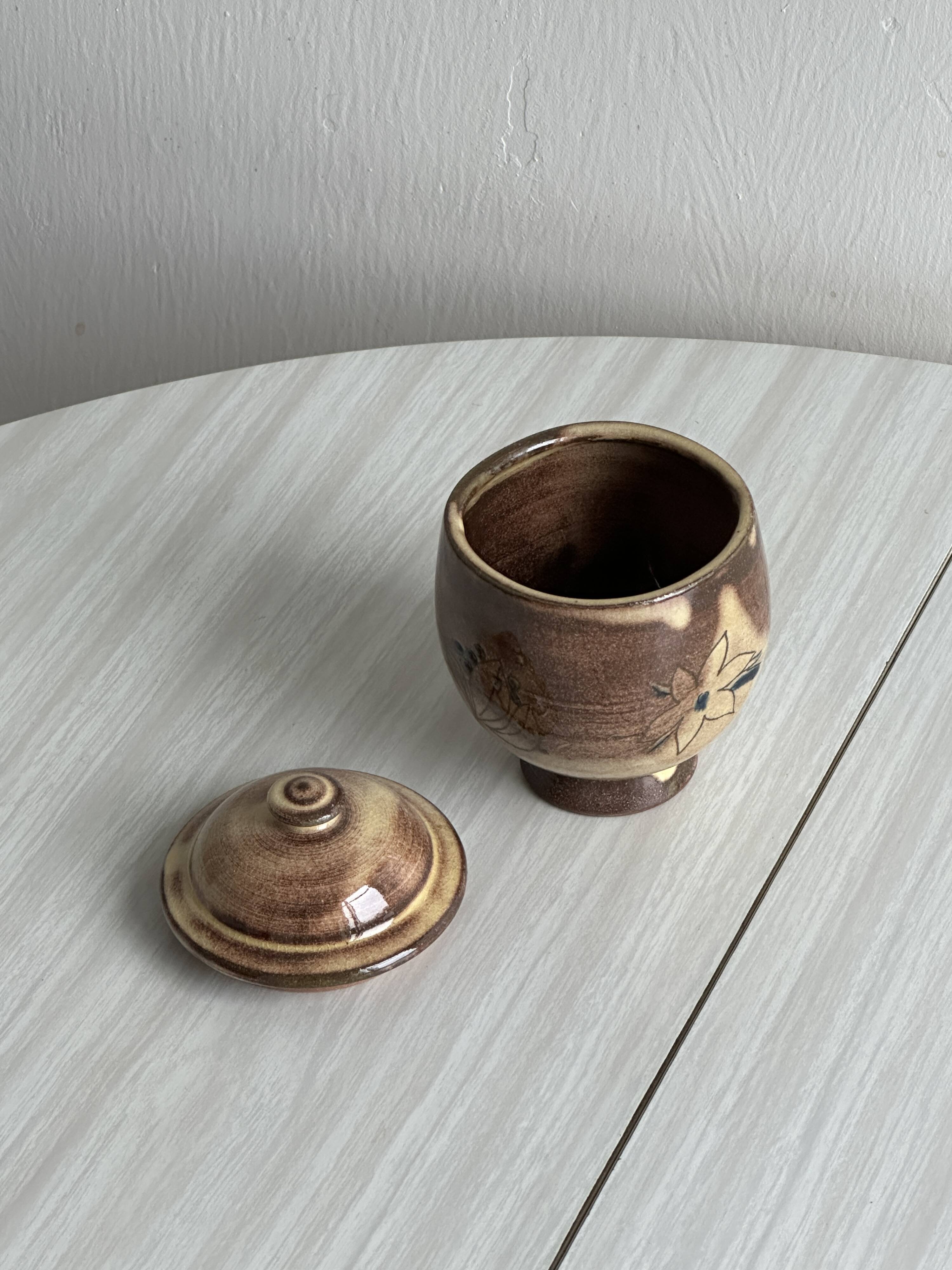 Sugar bowl, ceramic condiment pot