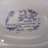 Set of a gravy boat and 2 Sarreguemines ceramic ravines, Derby model
