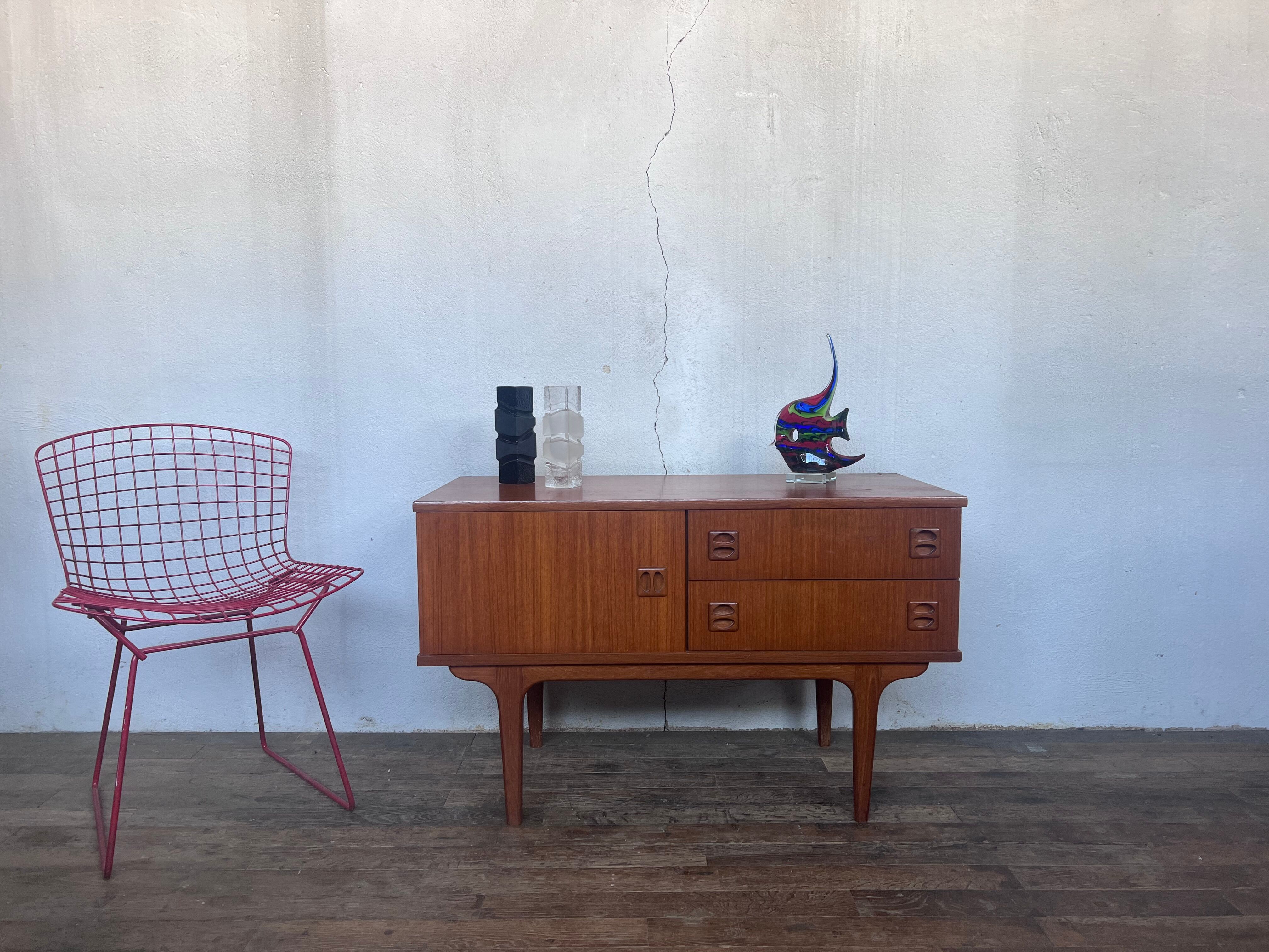 Scandinavian enfilade, teak tv stand design 1960 vintage