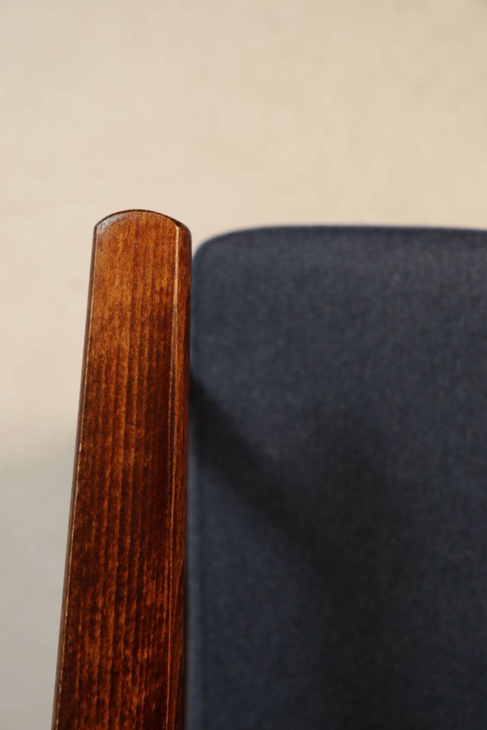 Vintage armchair natural wool blue marin modern design by H.Lis