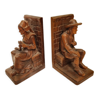 Serre-livres en bois sculpté