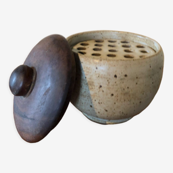 Ceramic picflower vase