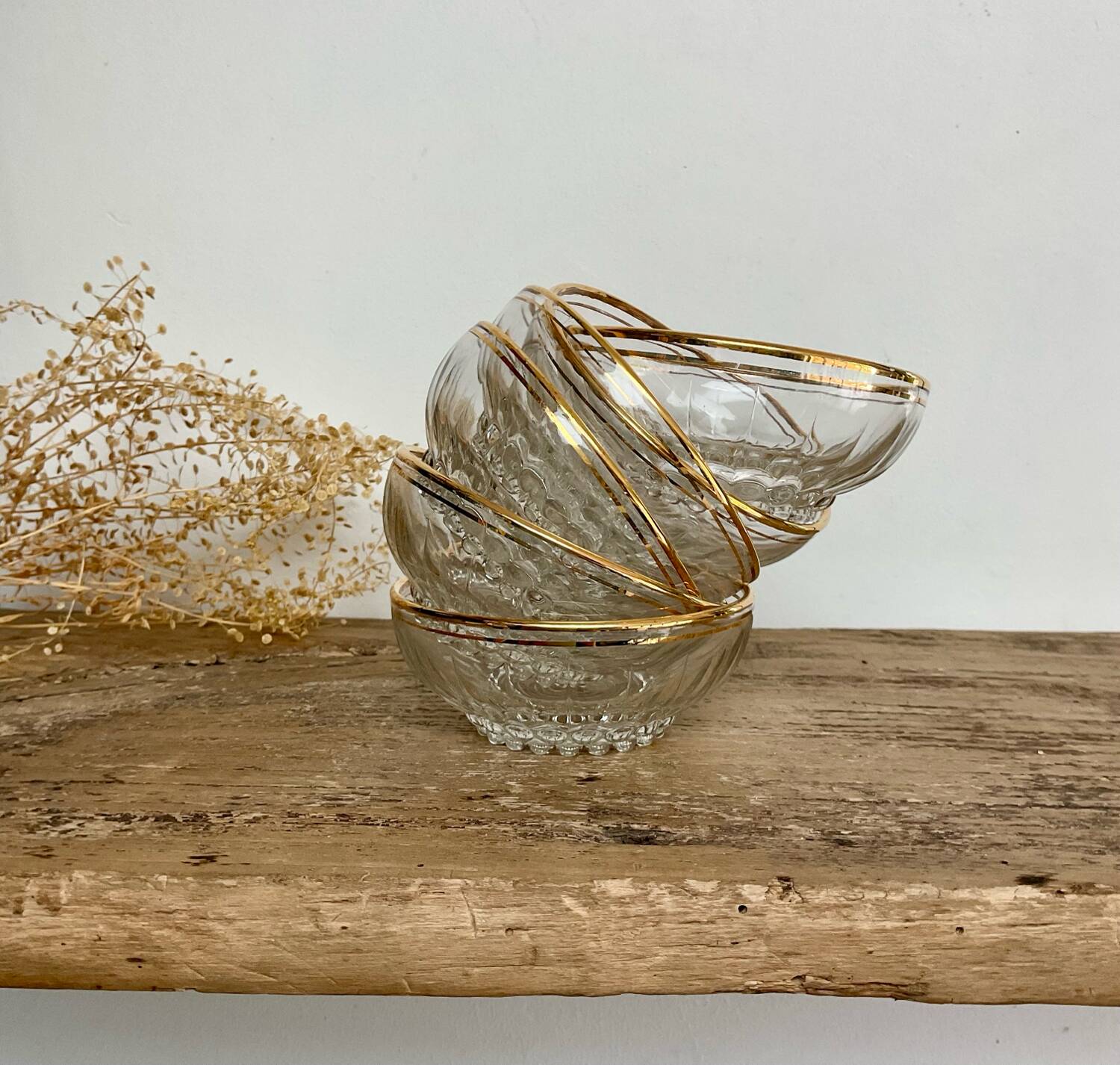 6 coupelles et le saladier verre vintage