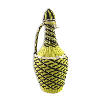 Yellow scoubidou bottle