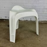 White Casalino stools, Casala — Alexander Begge