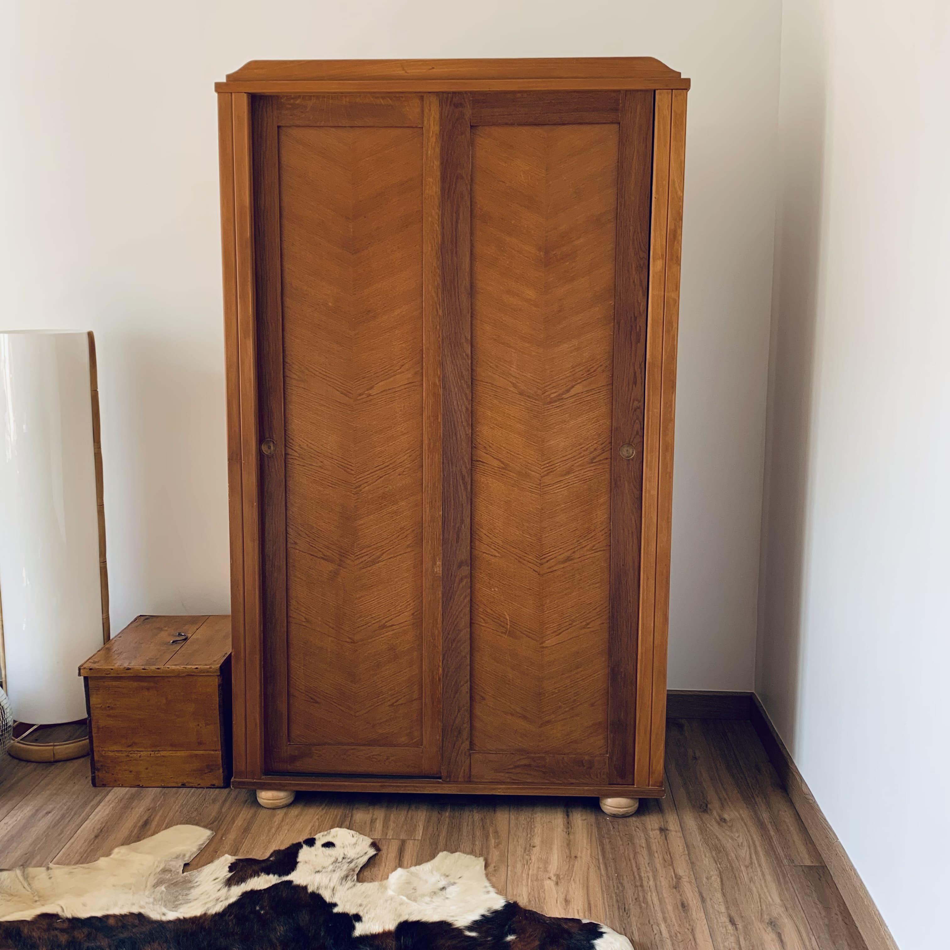 Vintage wardrobe/ wardrobe