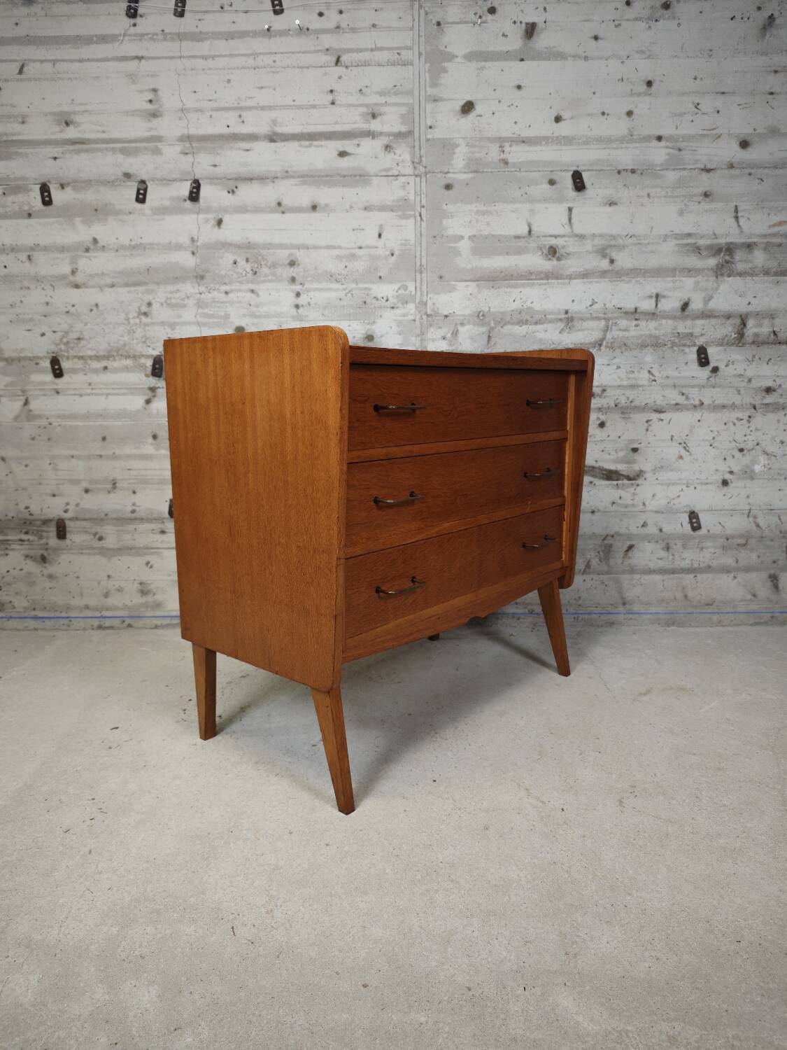 Commode vintage