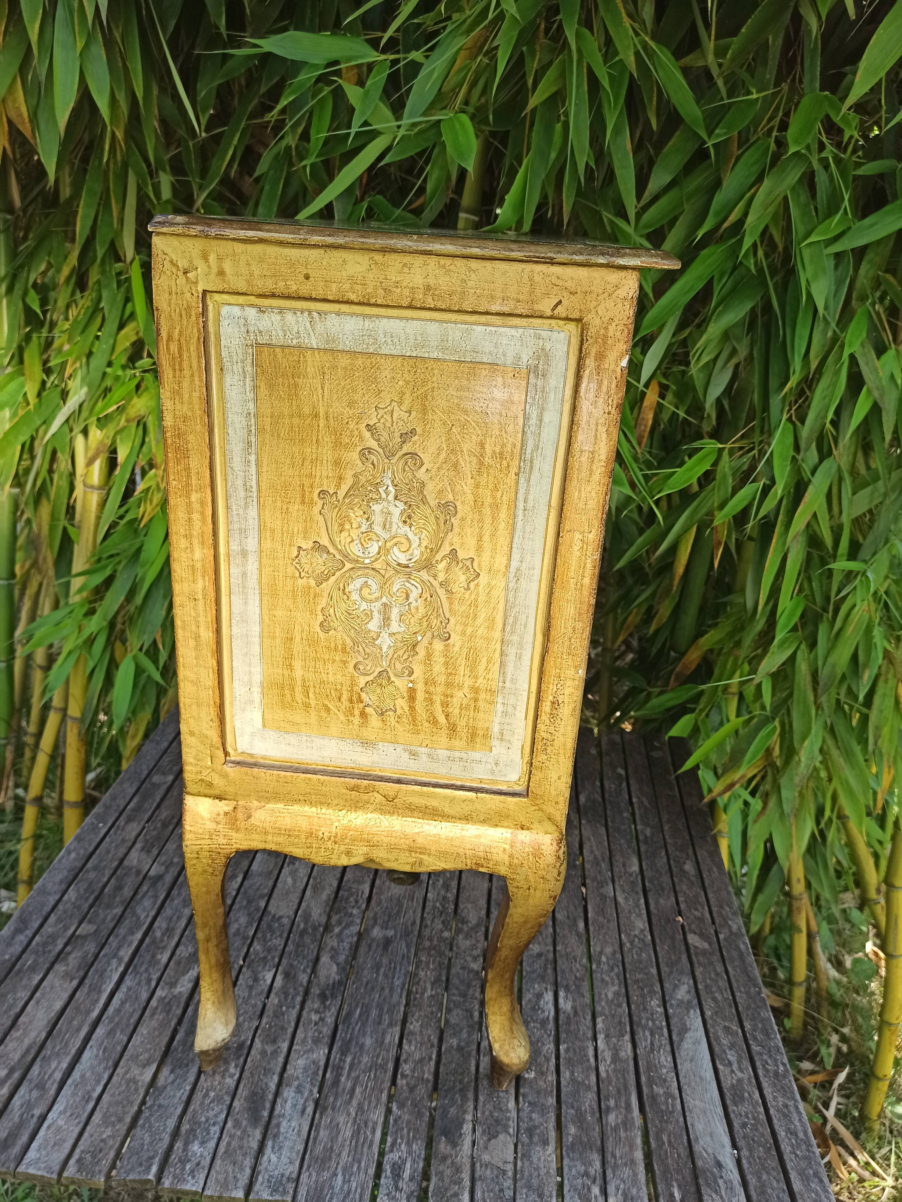 Golden Florentine chest of drawers Hollywood Regency style 60s