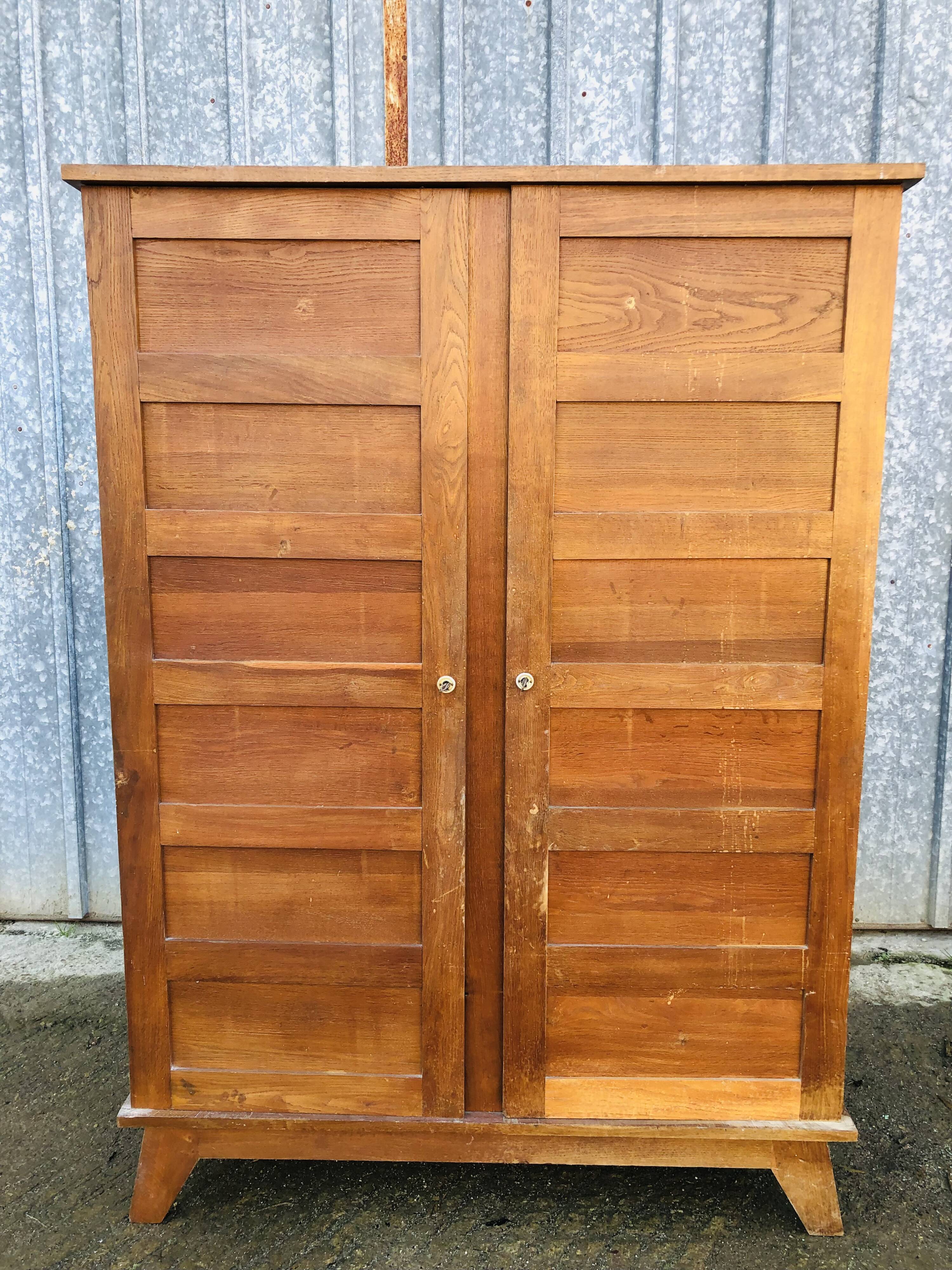 Vintage René Gabriel oak wardrobe with 2 doors from the reconstruction period.