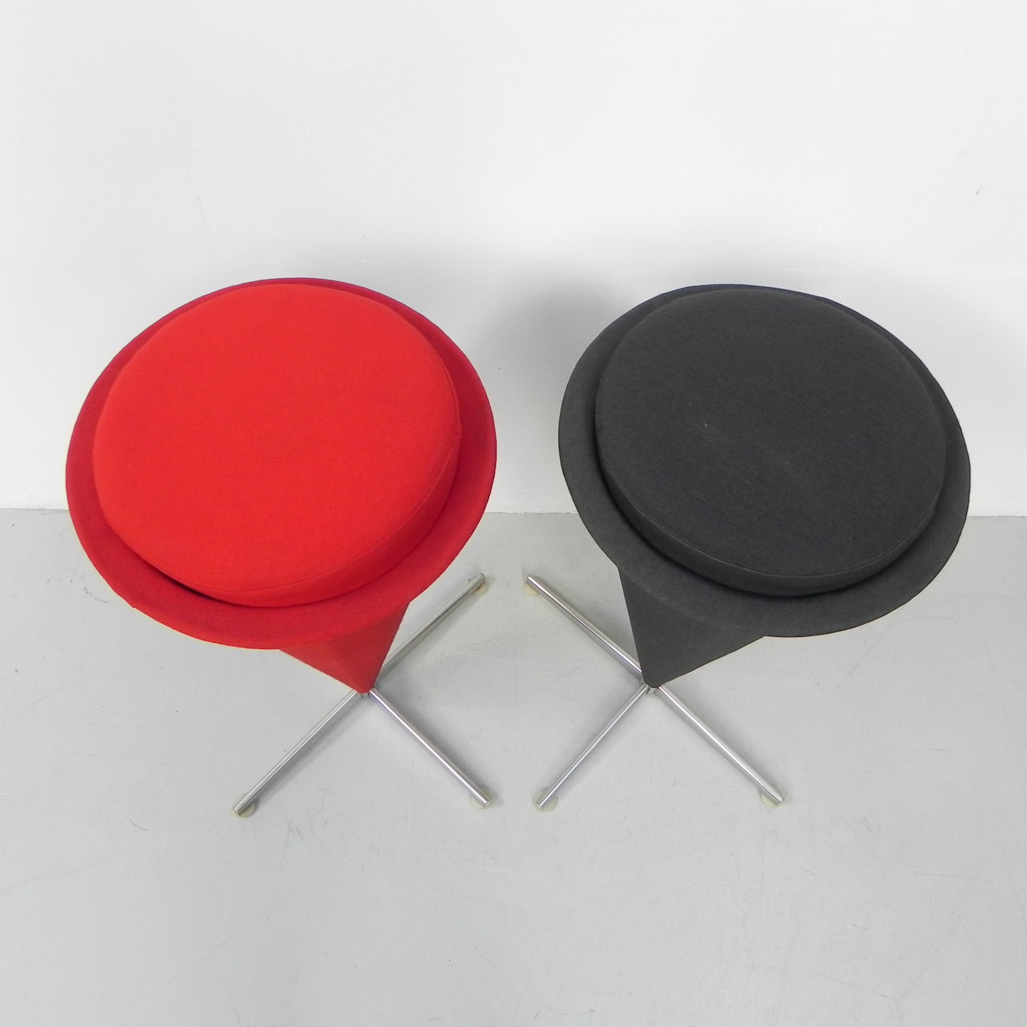 Set of 2 Verner Panton stools