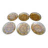 Lot de six assiettes plates- vintage en verre ambré de chez Veréco décor fleurs- années 60/70