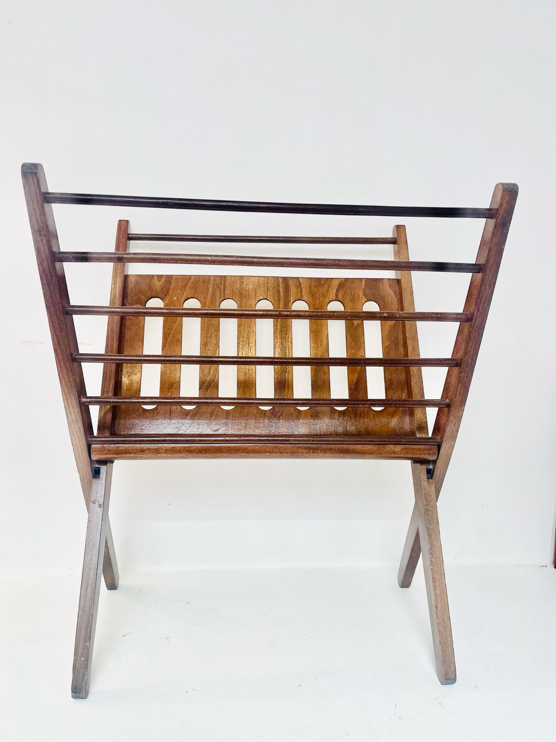 Folding magazine rack Cees Braakman – Teak – Netherlands, 1960s