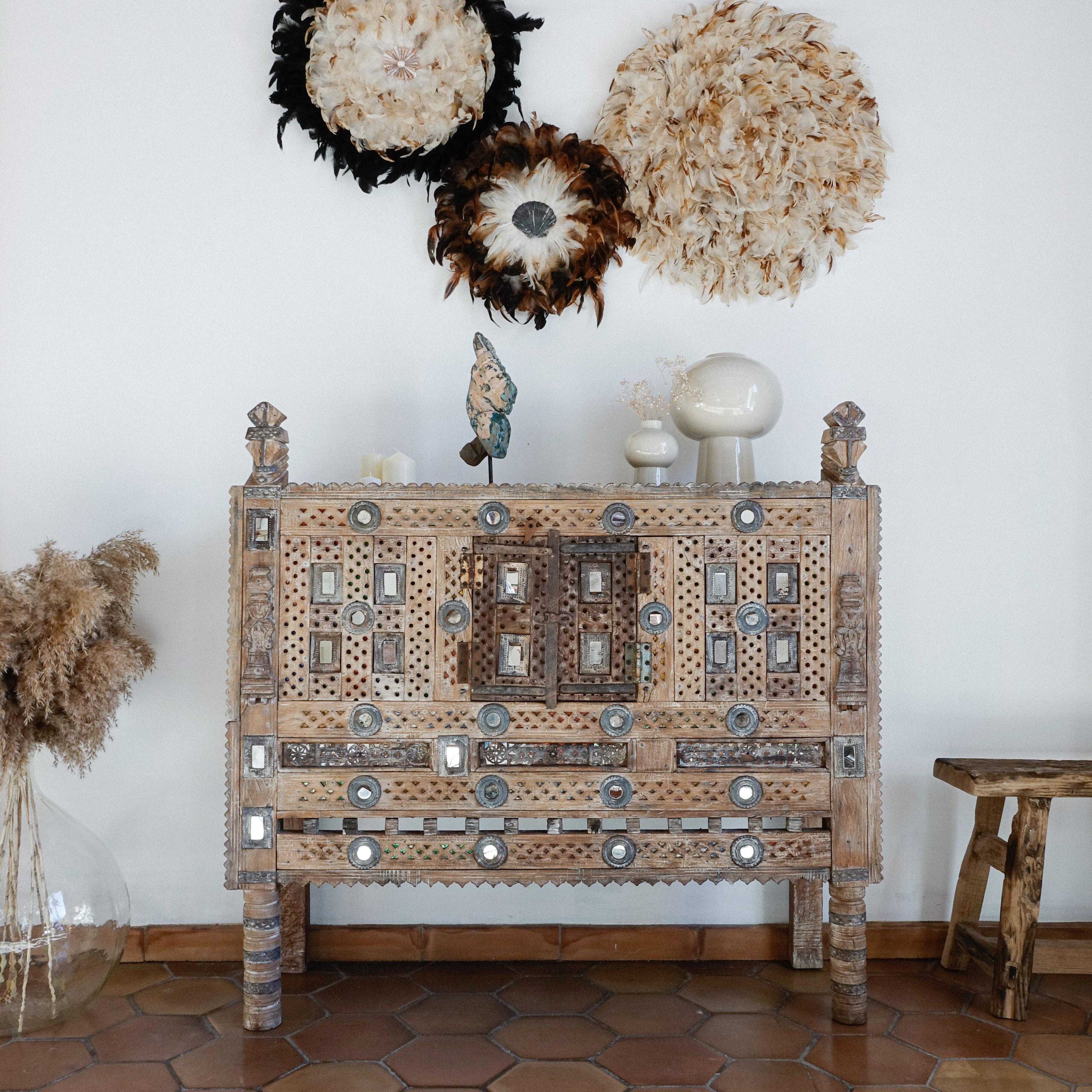 Ancient Indian furniture Damchiya