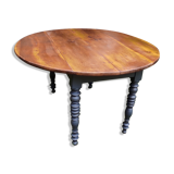 Table with flaps and castors
