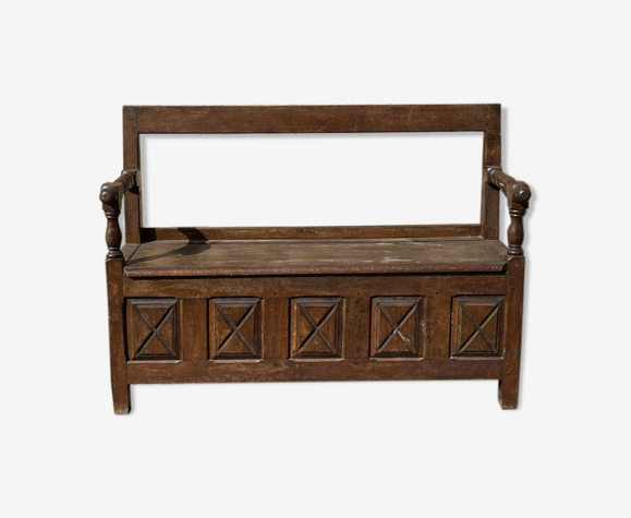 Wooden chest bench