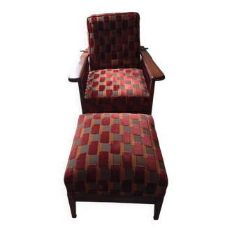 Armchair from the early 20th century signed Consortium Potacol.