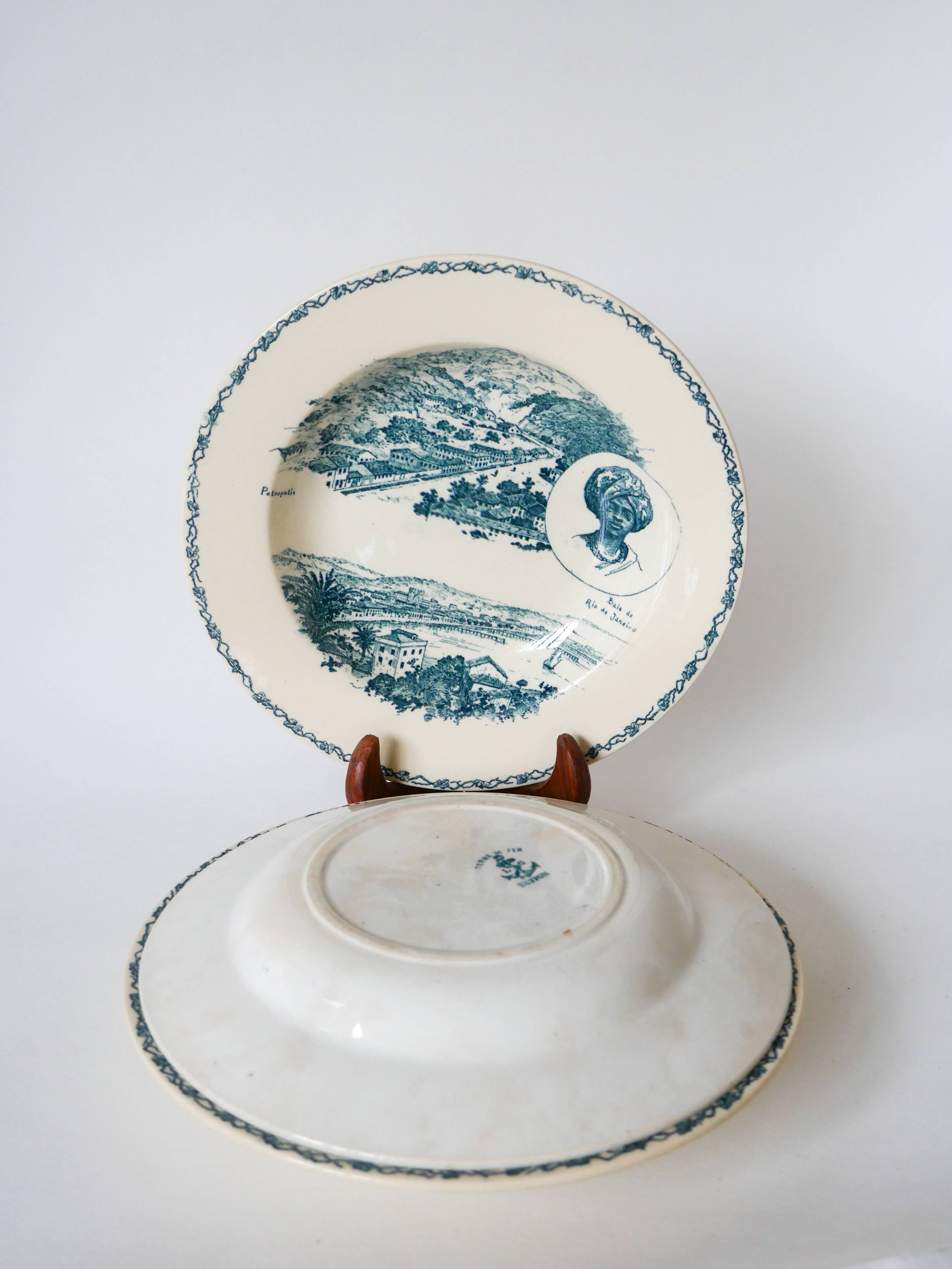 Set of 3 mismatched Iron Earth soup plates L&G Buffon model 19th century