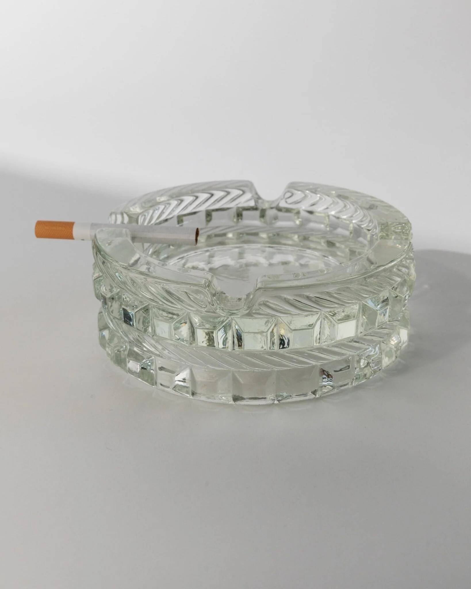 Vintage Murano Glass Ashtray, Pale Green Seafoam Clear Glass, 1950s Italian Mid-Century Glass Décor