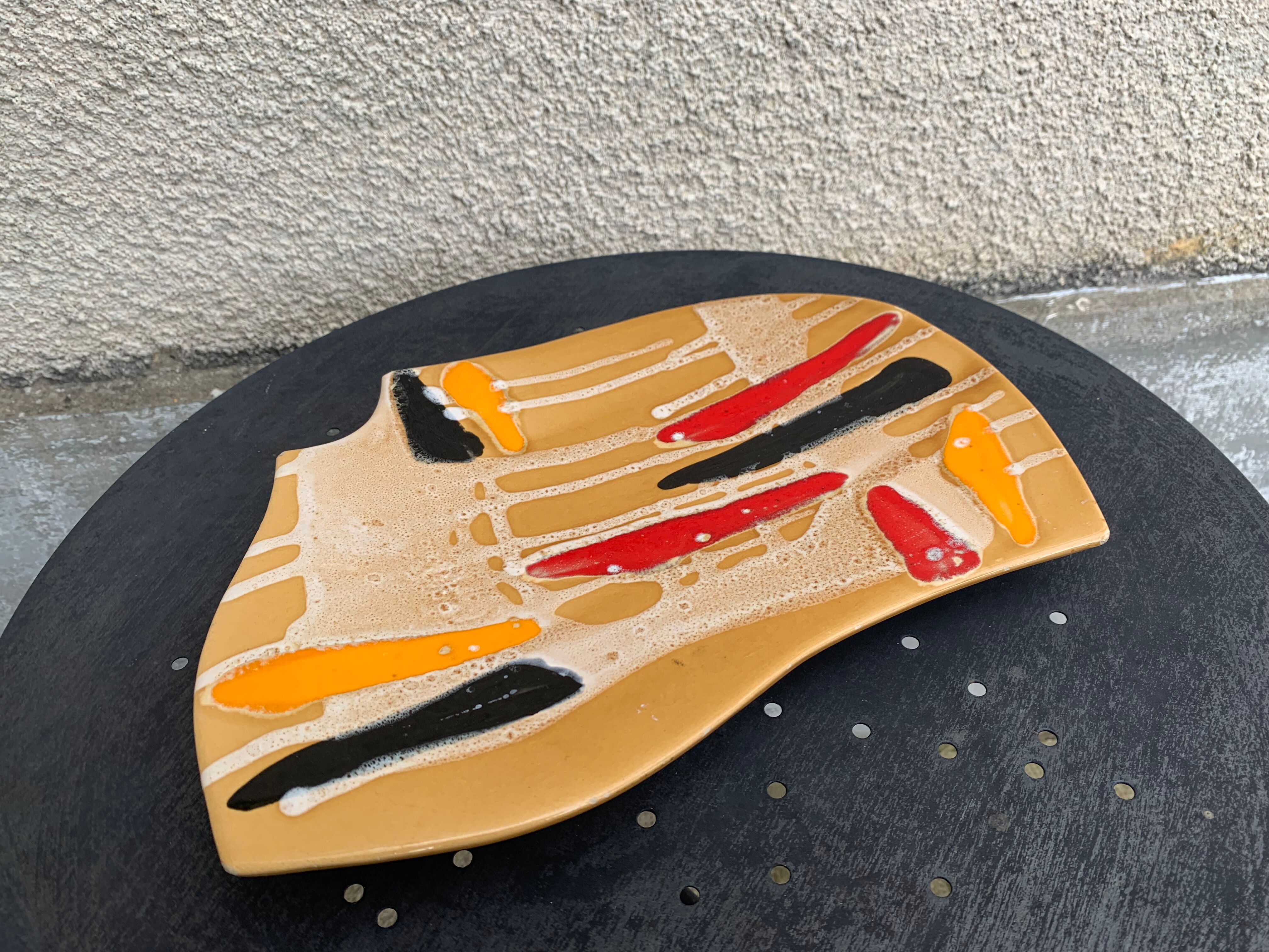 Flat, fruit cup design and vintage glazed ceramic