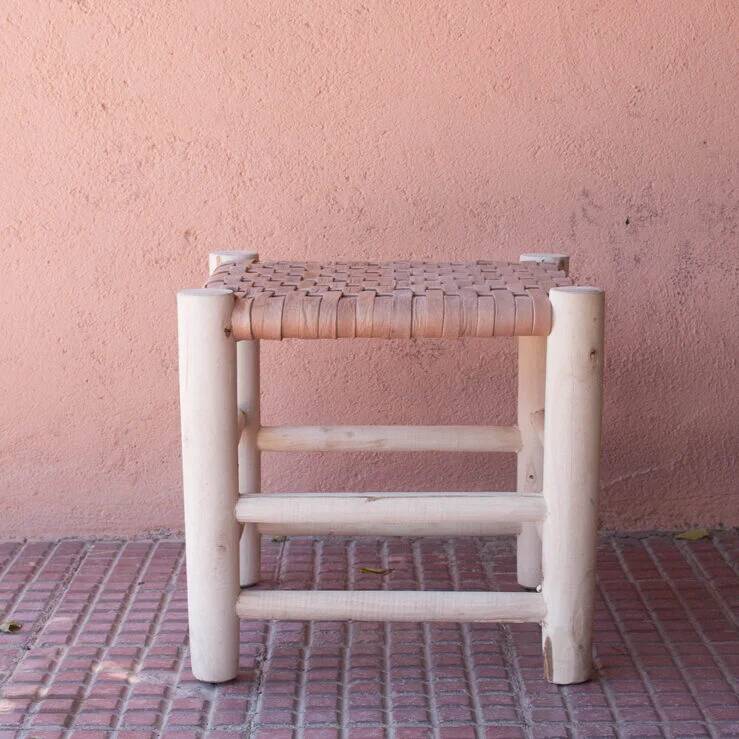 2 Tabouret en cuir et bois clair