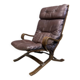 Fauteuil scandinave en cuir et en bois cintré, années 1970