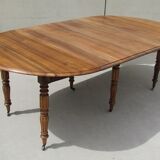 Table 6 feet with flap, opening on 2 extensions, Walnut