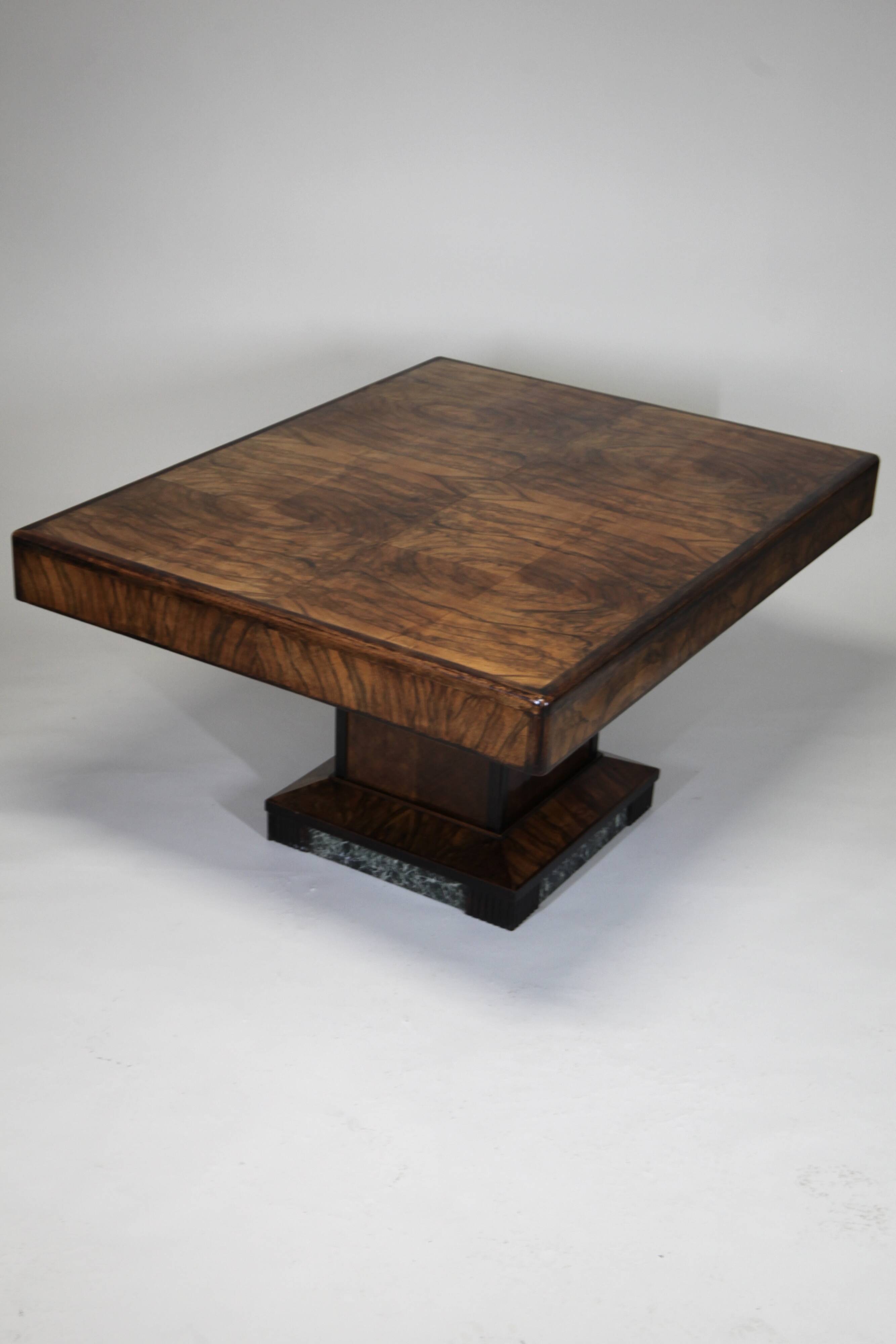 Art Deco Dining Table in Walnut Burl, 1930s