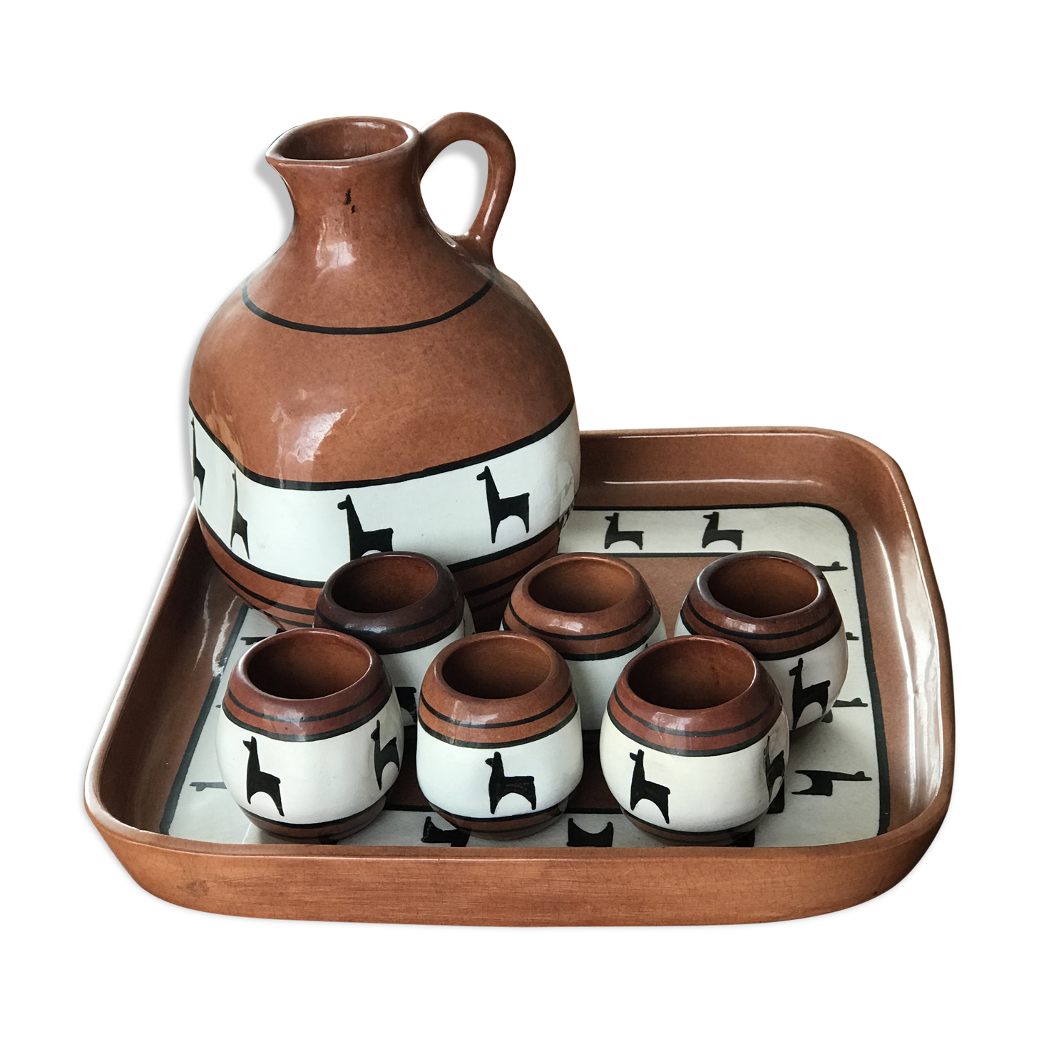 Vintage Peruvian service