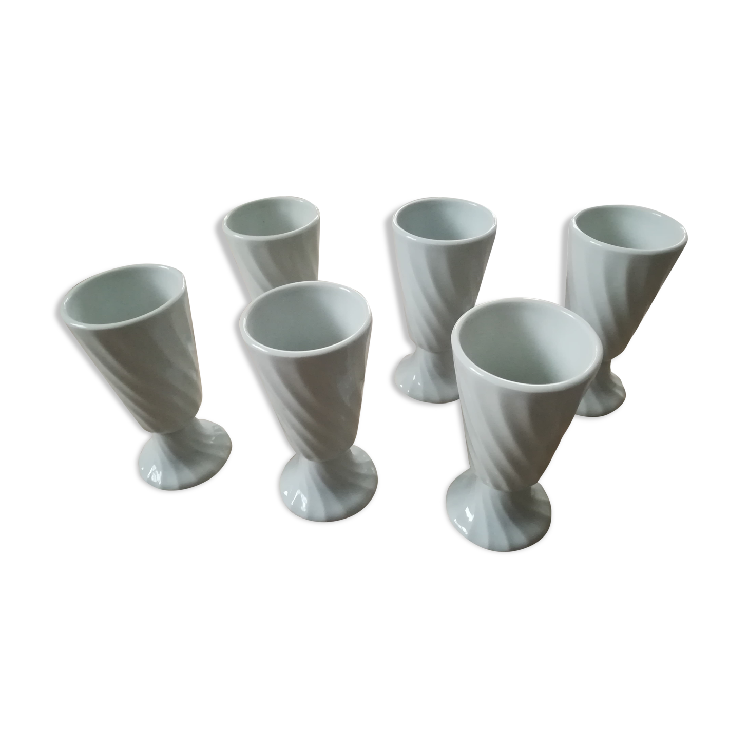 Mazagrans en porcelaine blanche