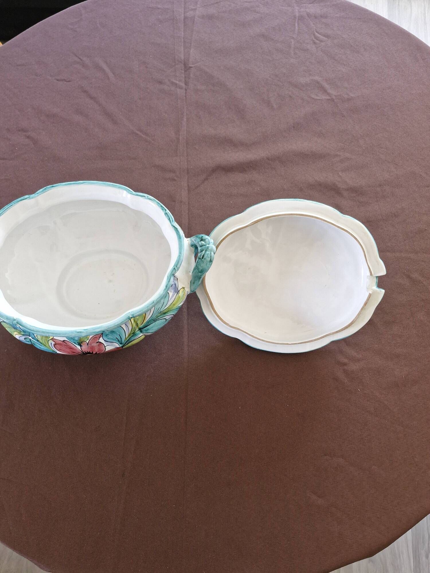 Vintage italian soup tureen in polychrome ceramic – floral decoration – italy