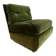 Chauffeuse basse vintage en velours vert