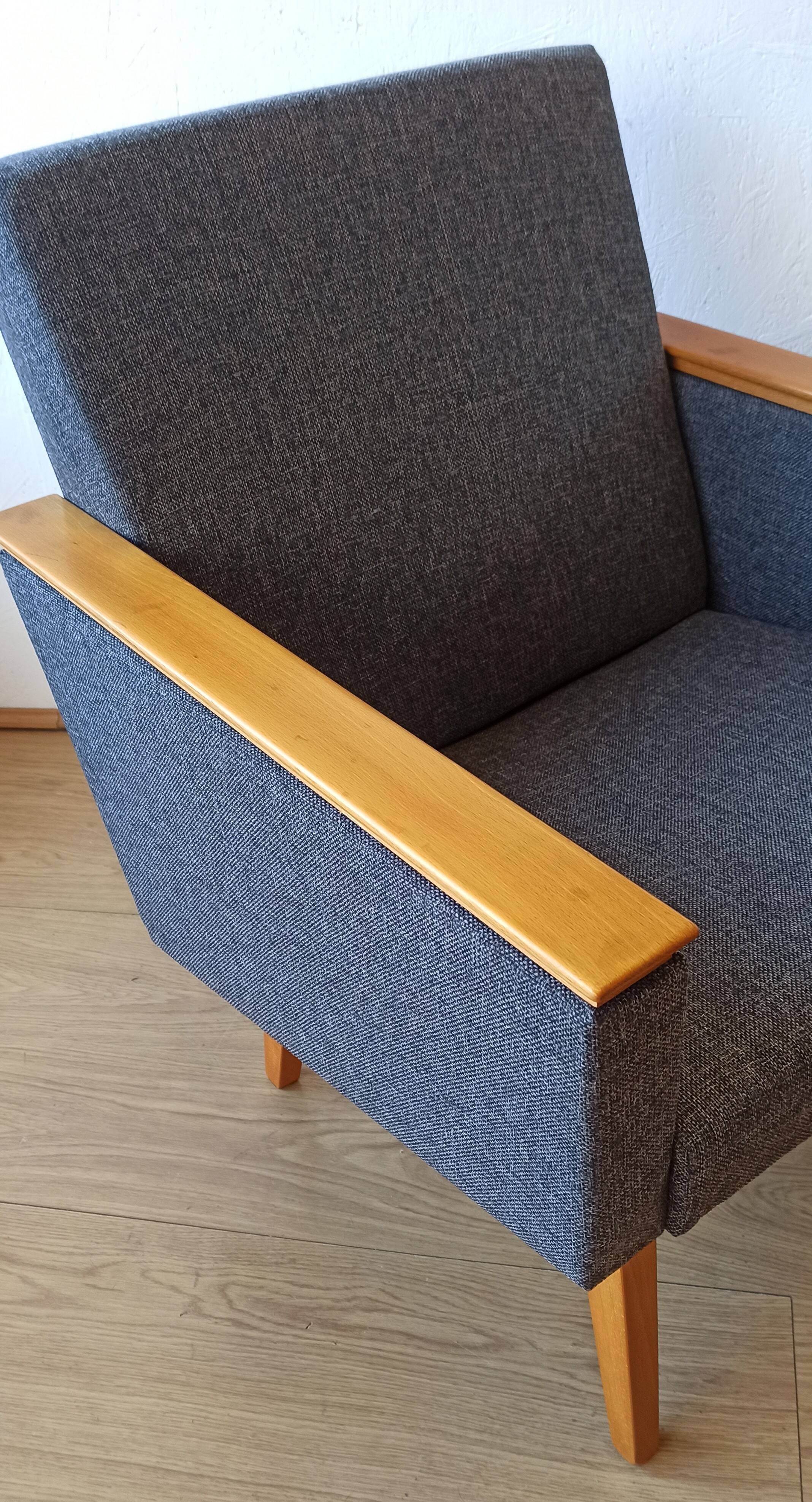 Fauteuils modernes du milieu du siècle 1970. Ensemble de 2.
