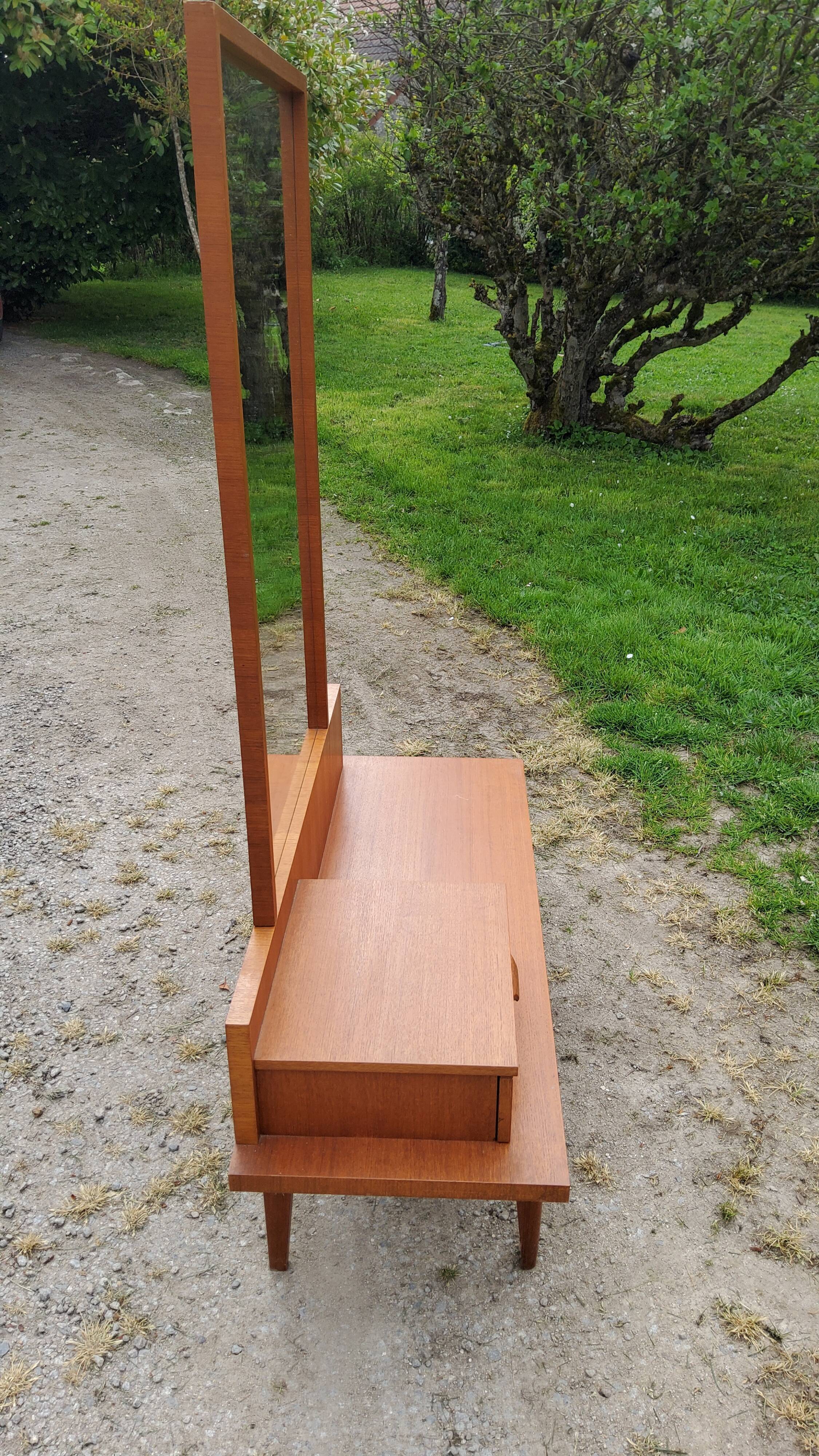 Dressing table from the 70s in teak