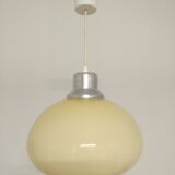 Hanging 70s in beige opaline
