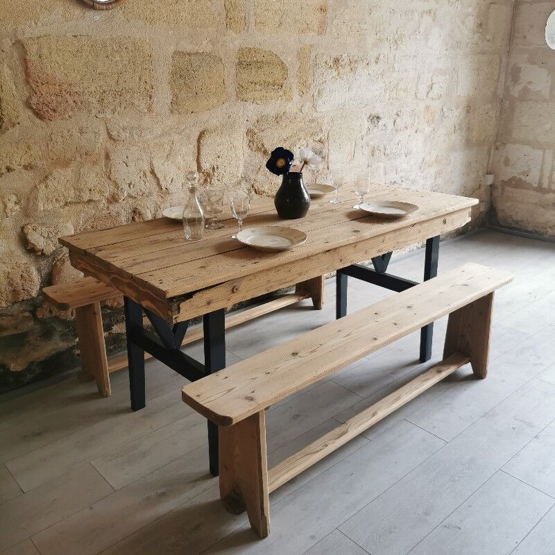 Farm table