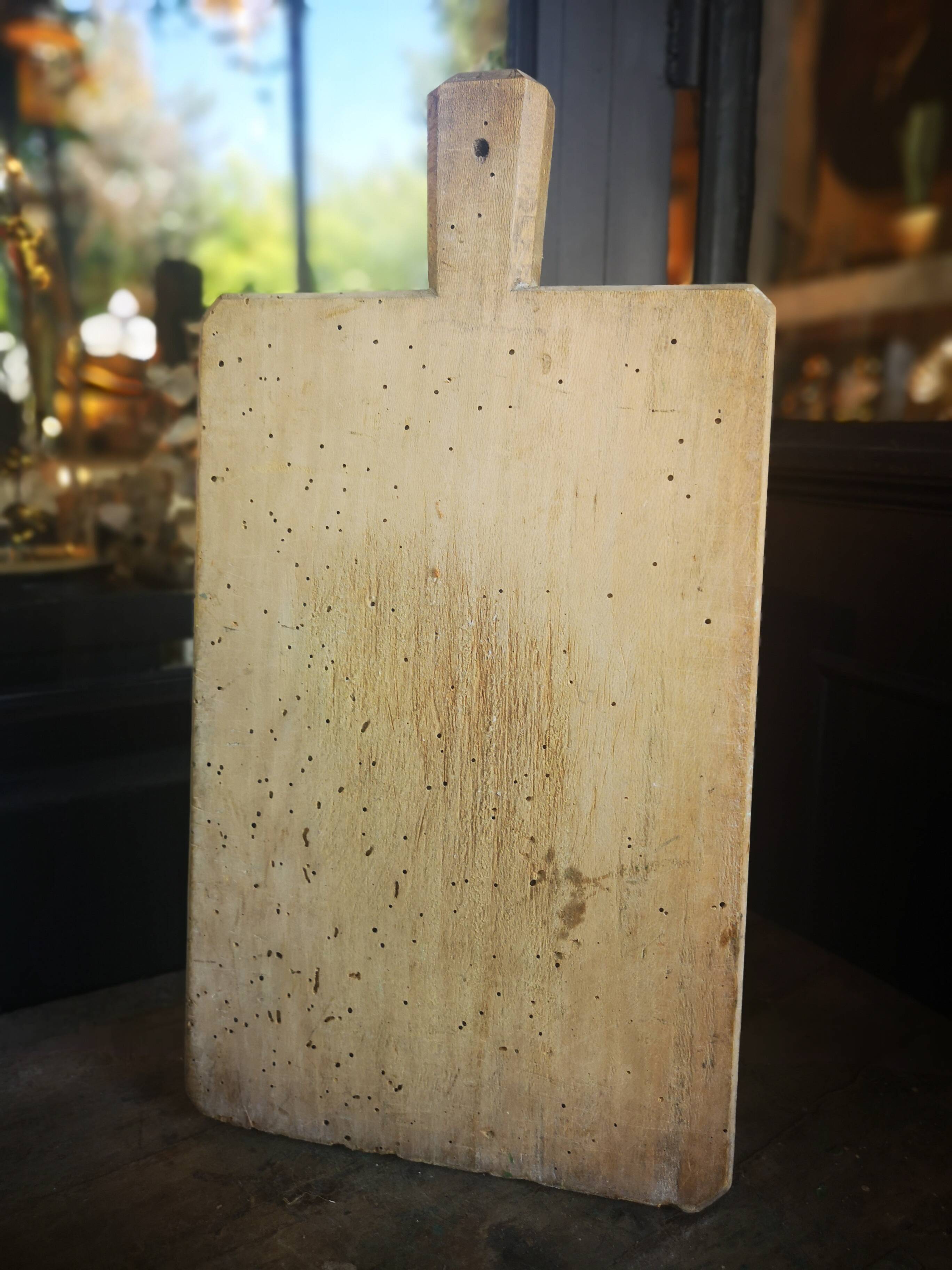 Wooden cutting board