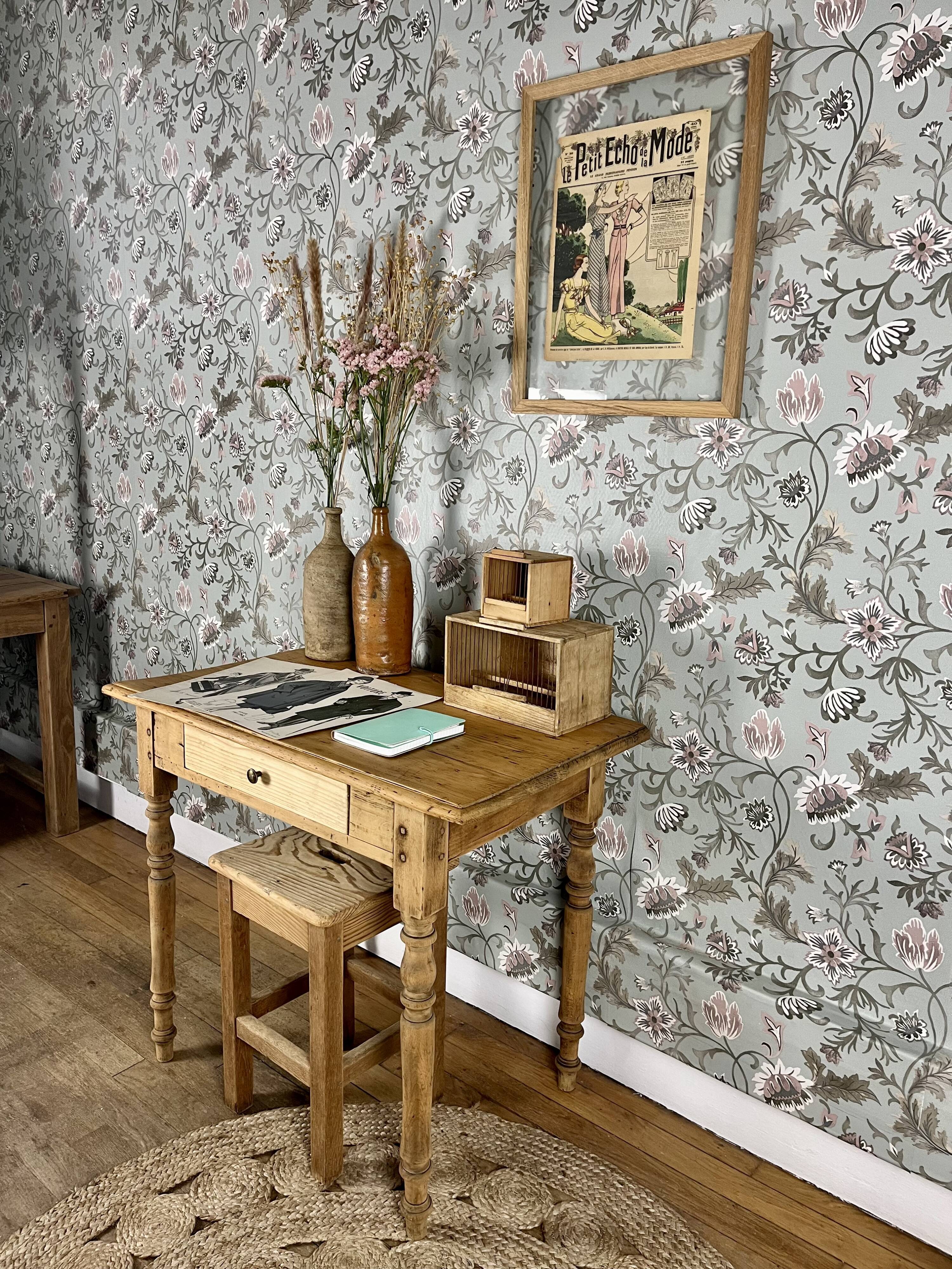 Desk or side table with turned legs