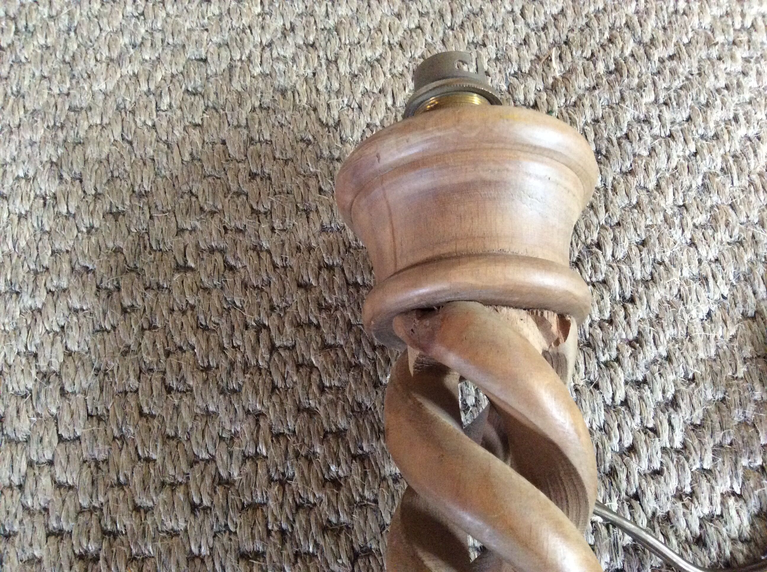 Wooden lamp foot
