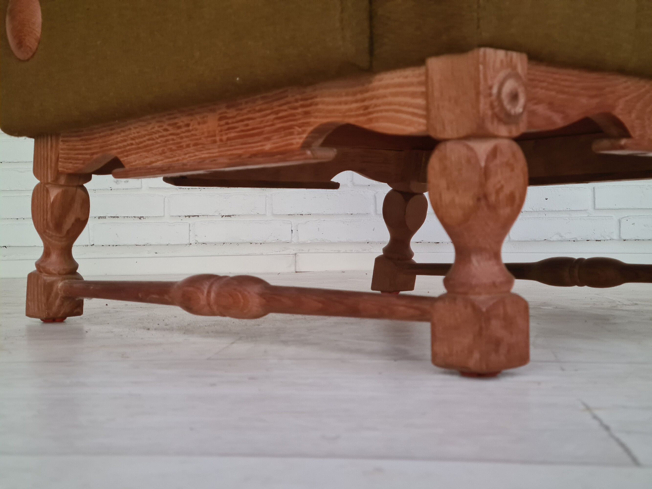 Ensemble de fauteuils bois de chêne laine état d’origine années 1970