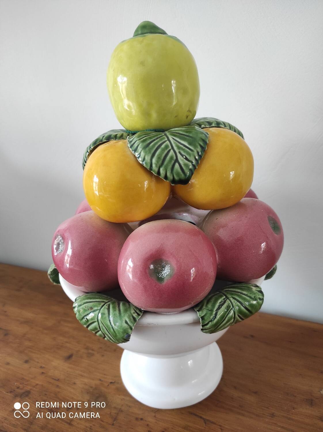 Barbotine centerpiece