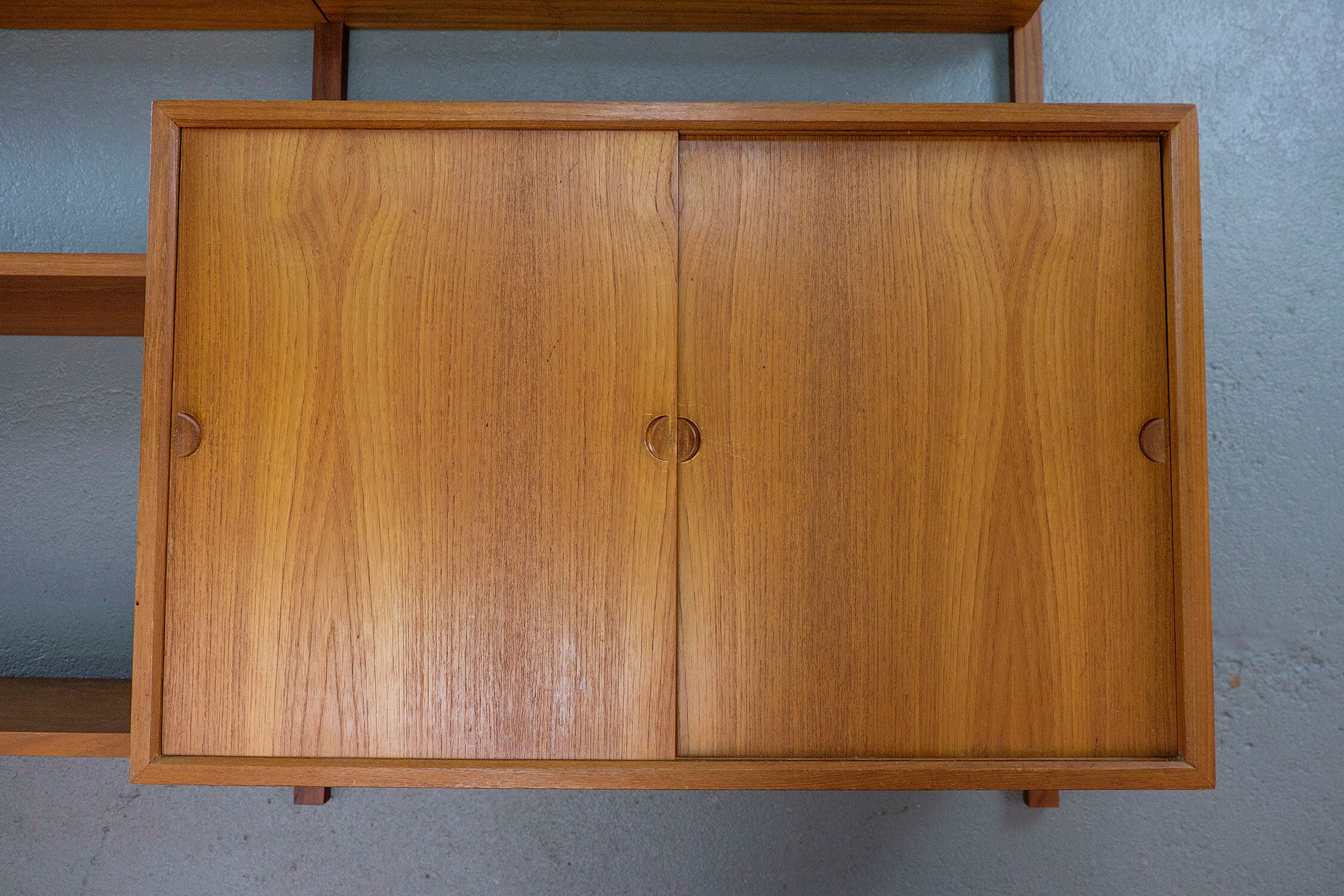 Poul Cadovius Royal System teak wall shelf, 1950s