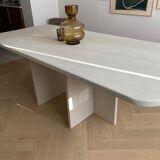 Minimalist design table
