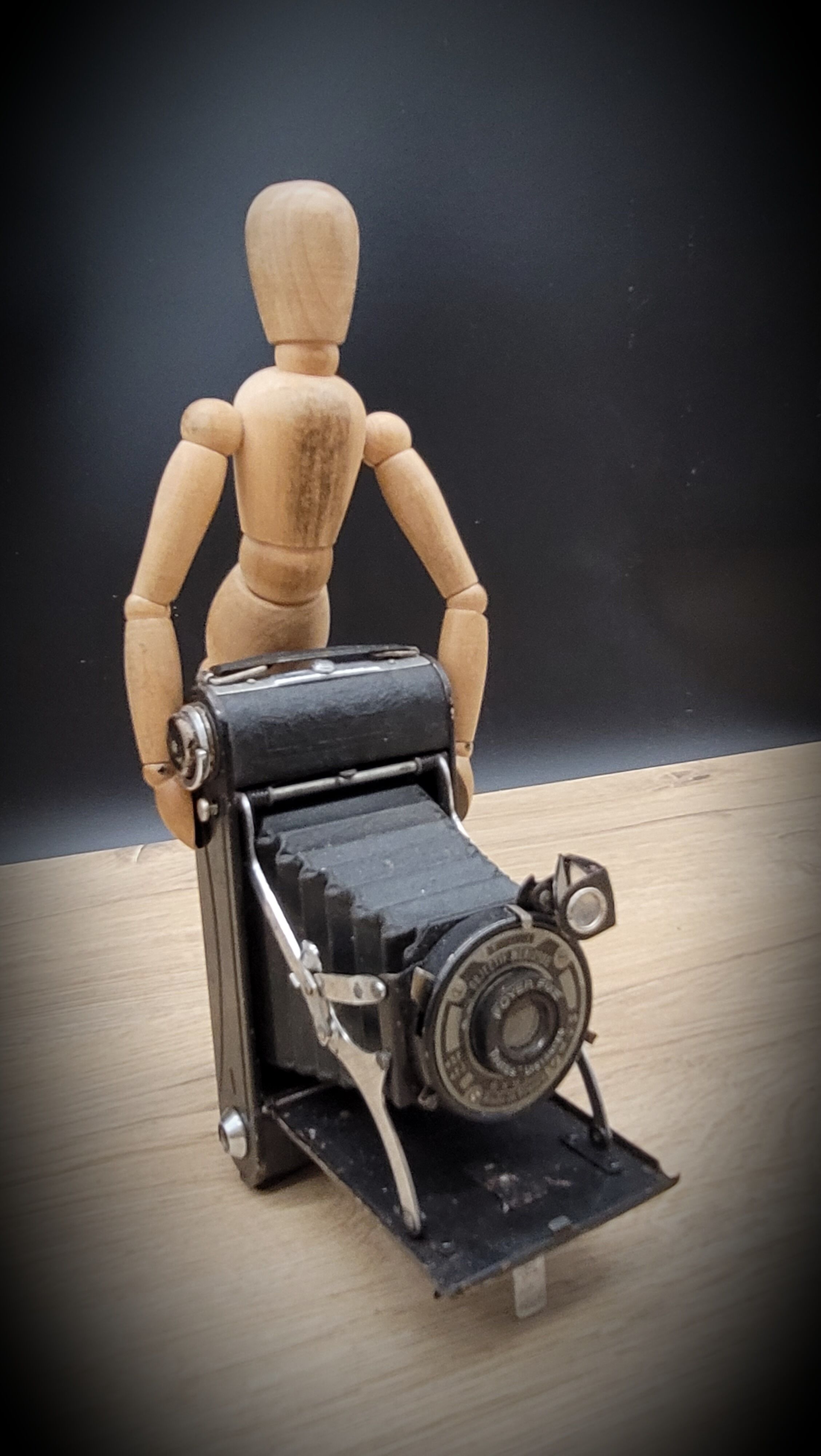 Bellows Camera Menisque Lens