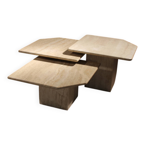 3 tables gigognes en travertin, Italie années 1970