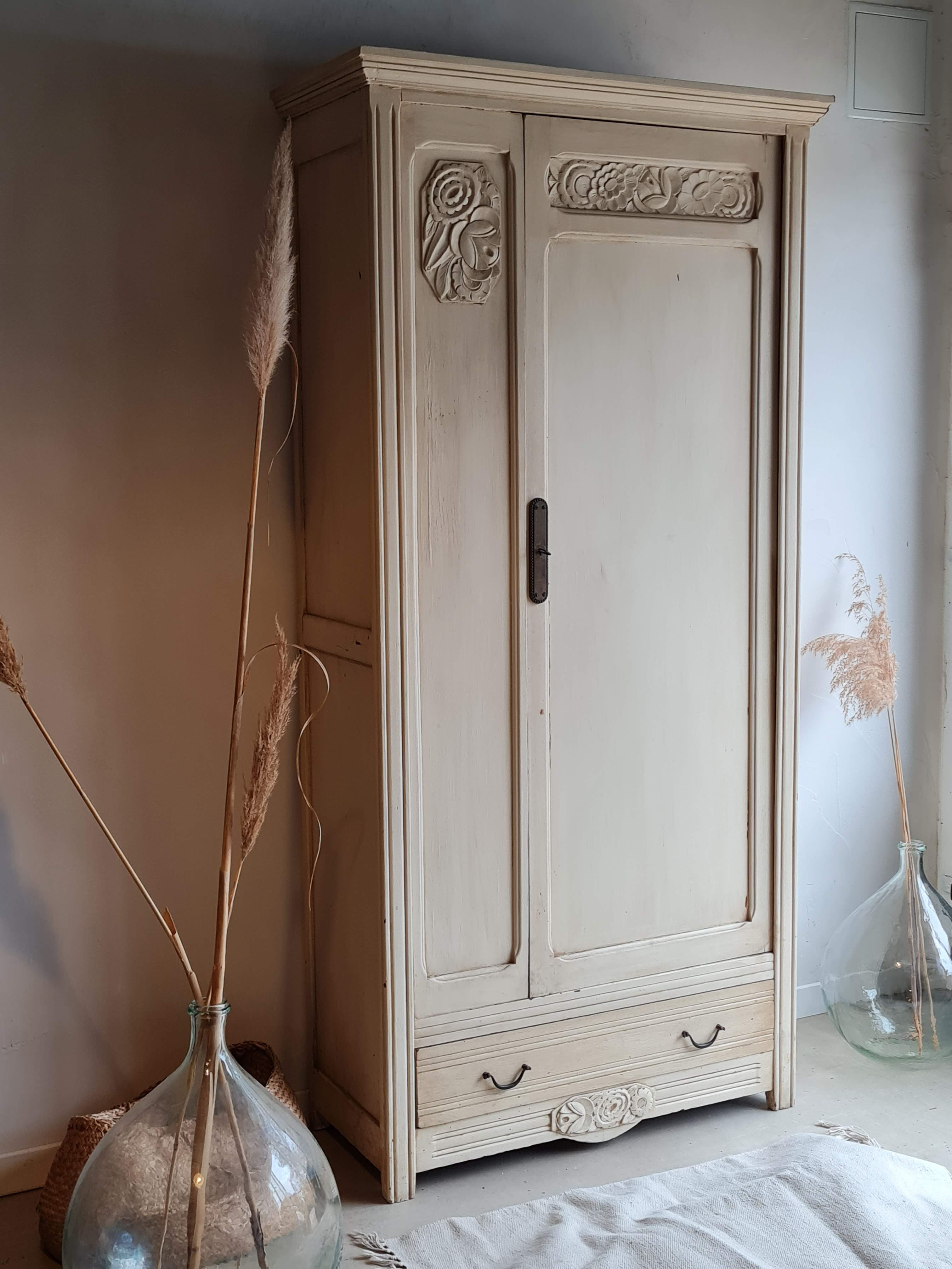 Art Deco Parisian wardrobe