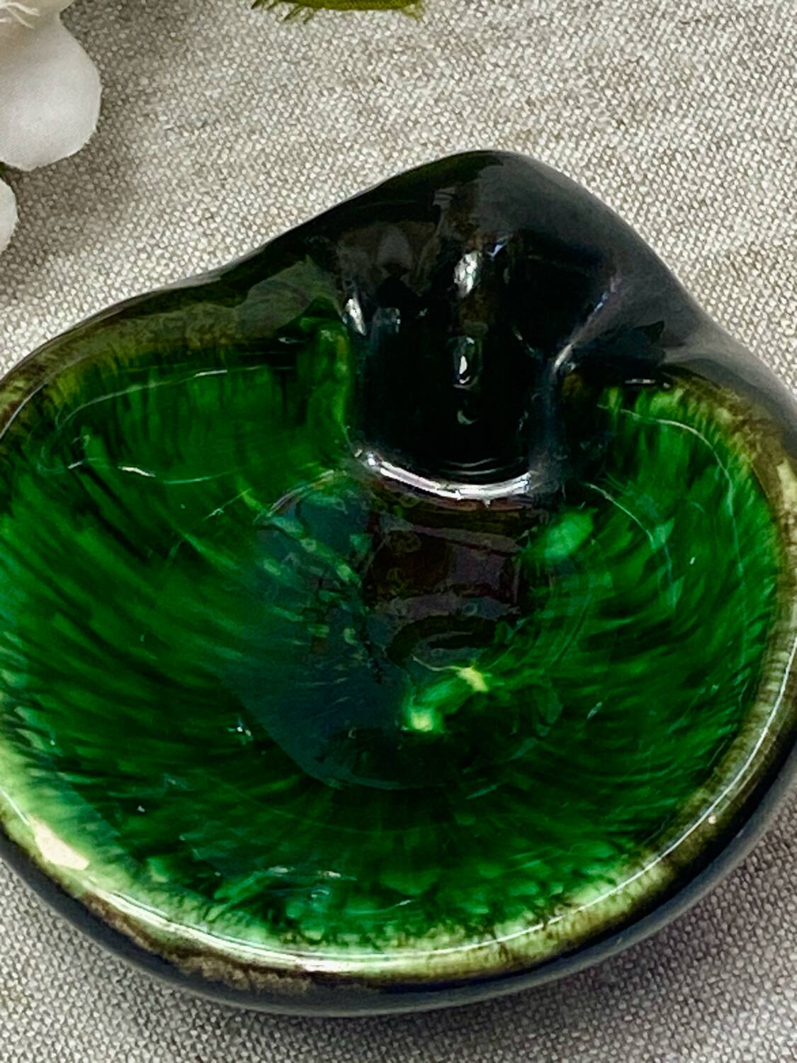 Ceramic ashtray, pocket tray