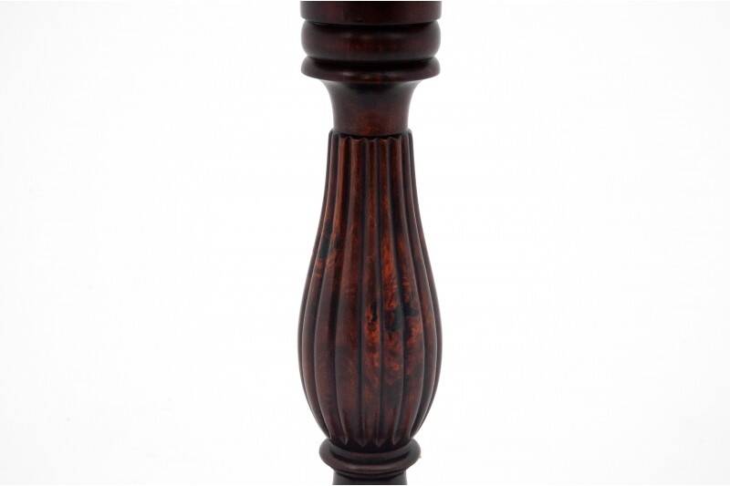 Antique thread table, Northern Europe, around 1860. After renovation.