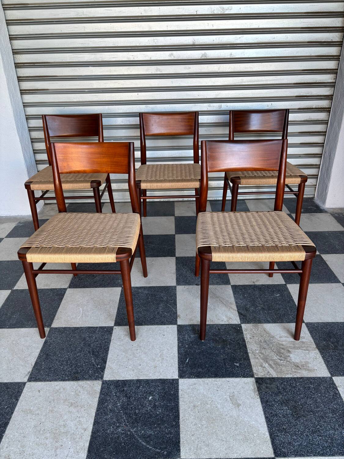 Set of 5 chairs from the 1950s designed by Georg Leowald.