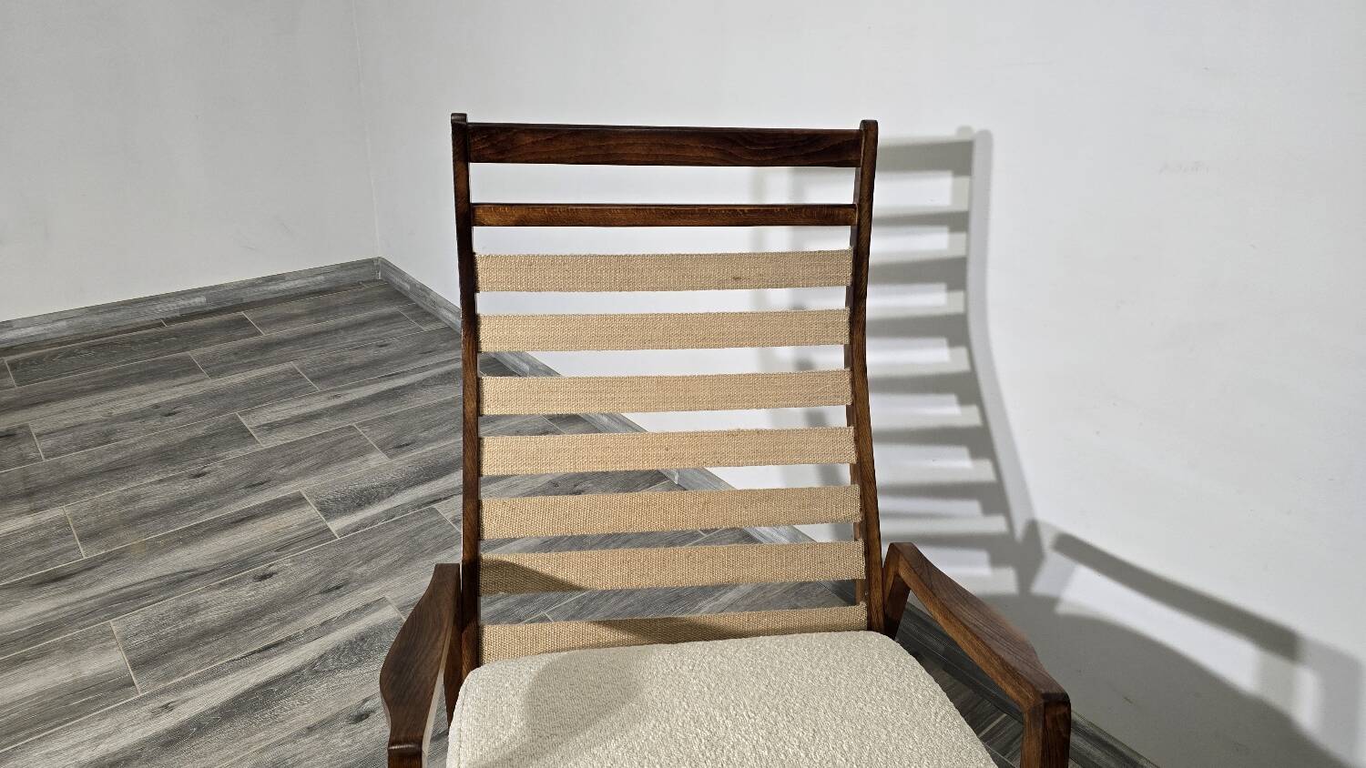 Chaise à bascule du milieu du siècle